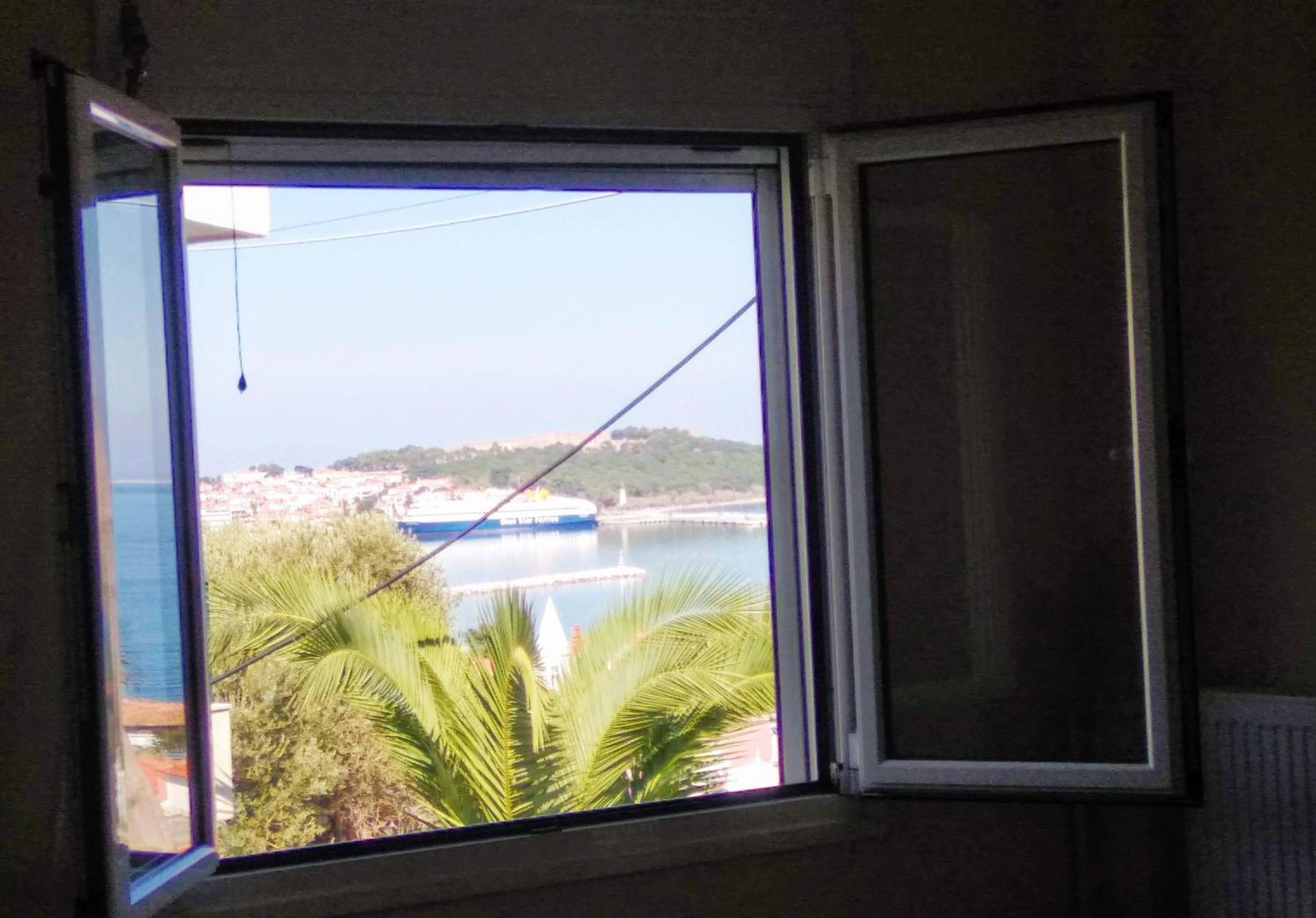 Akadimia Luxury Apartment Mytilíni 外观 照片