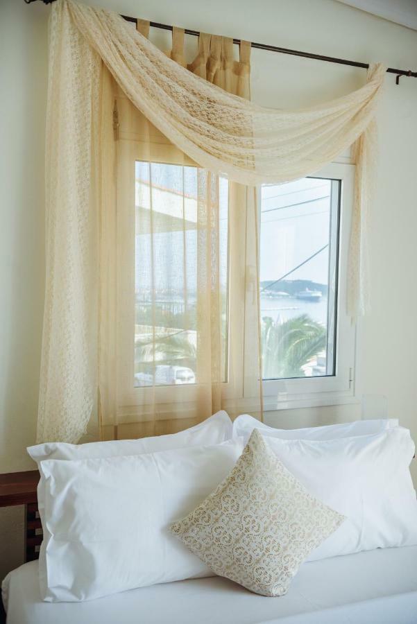 Akadimia Luxury Apartment Mytilíni 外观 照片